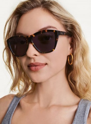Black Tortoise Accessories Dkny City Native Modern Rectangle Sunglasses | 085ZJLXBW