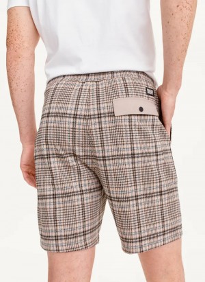 Brown Men's Dkny Plaid Shorts | 273MIXKSD