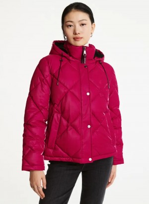 Magenta Women's Dkny Diamond Quilted Short Puffers | 089WQFYHL