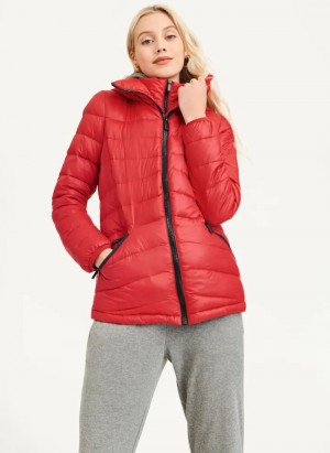 Red Women's Dkny Packable Puffers | 472XPKTUQ