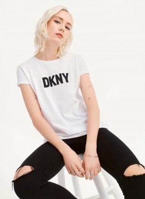 White/Black Women's Dkny Foundation Logo T Shirts | 039QZMTAR