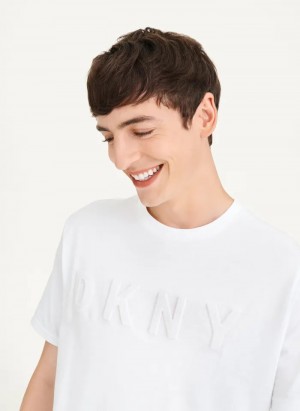 White Men's Dkny Stamped Logo T Shirts | 723UYLWVJ