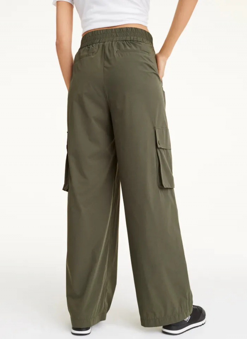 Olive Women's Dkny Cargo Pants | 645DAPYZM